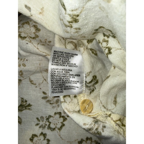 Basic Editions Plus Linen Blend Floral Sleeveless Button Down Shirt Cream 22W - Picture 2 of 6